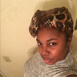 Meet your Posher, Karin